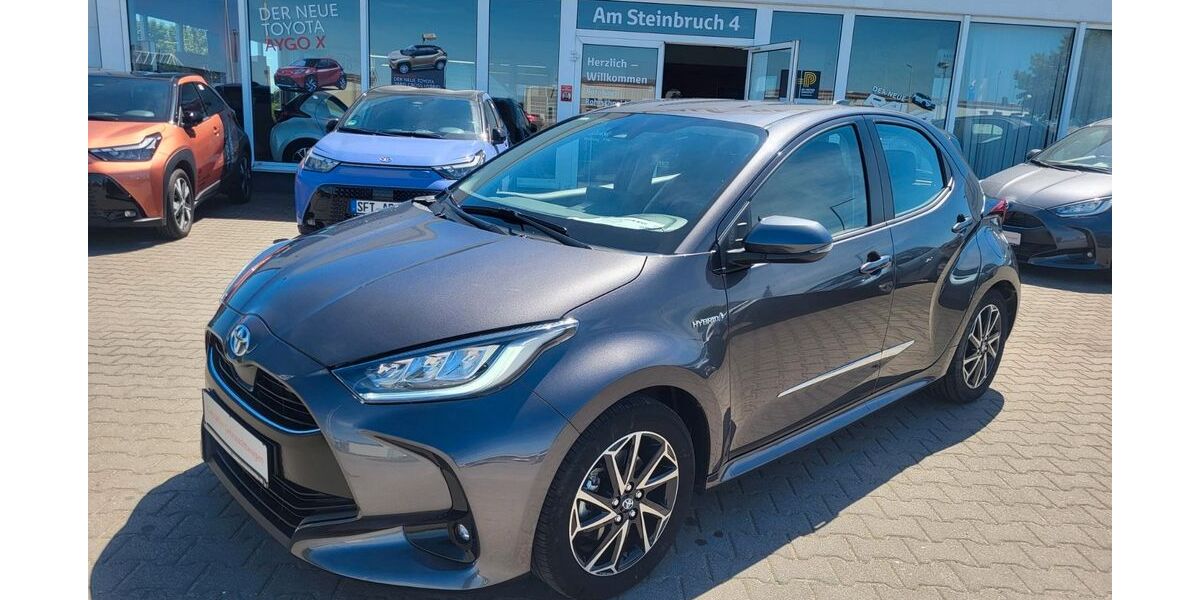 Toyota Yaris 33.298 km 16.900 &euro; Staßfurt 39418