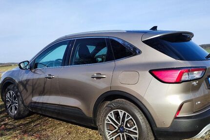 Ford Kuga 55.500 km 19.500 &euro; Schweinfurt 97422