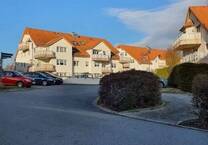 SinglesStudenten - helle 1 RaumWohnung mit Sonnenbalkon in ruhiger grüner Lage mit TG