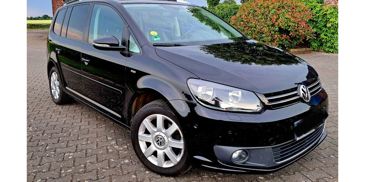 VW Touran 195.300 km 7.300 &euro; Kempen 47906
