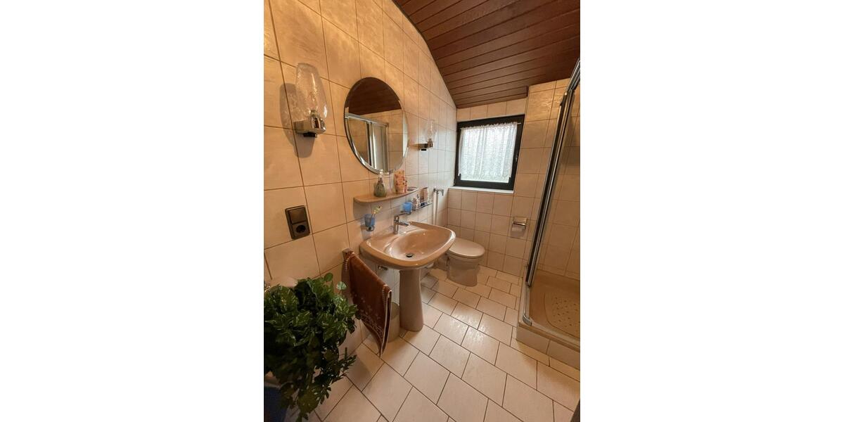 Einfamilienhaus Tholey - 7 Zimmer, 188 m&sup2;, 139.000&euro; | Angebot:26824241