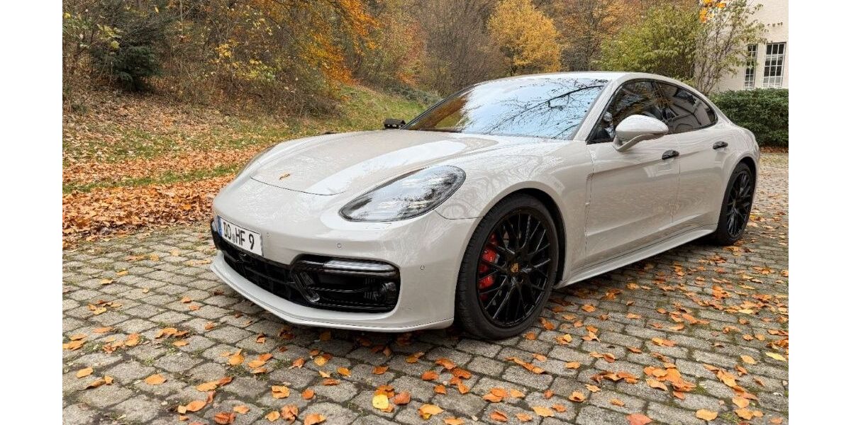 Porsche Panamera 89.687 km 69.800 &euro; Dortmund 44379