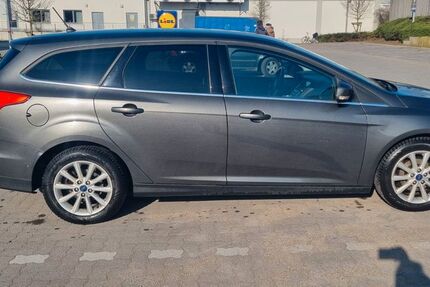 Ford Focus 76.000 km 8.500 &euro; Lübeck 23569