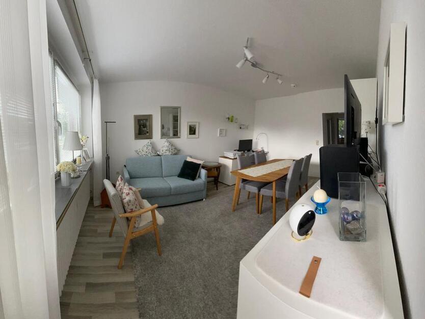 Gepflegte 2 Zimmer Eigentumswohnung, vermietet