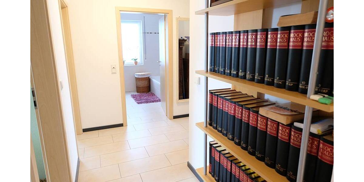 Etagenwohnung Rotenburg an der Fulda Rotenburg - 4 Zimmer, 111 m&sup2;, 310.000&euro; | Angebot:26318669