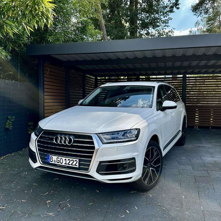 Q7