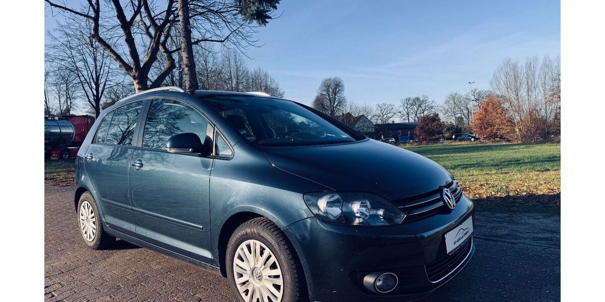 VW Golf 136.853 km 5.490 &euro; Buxtehude 21614