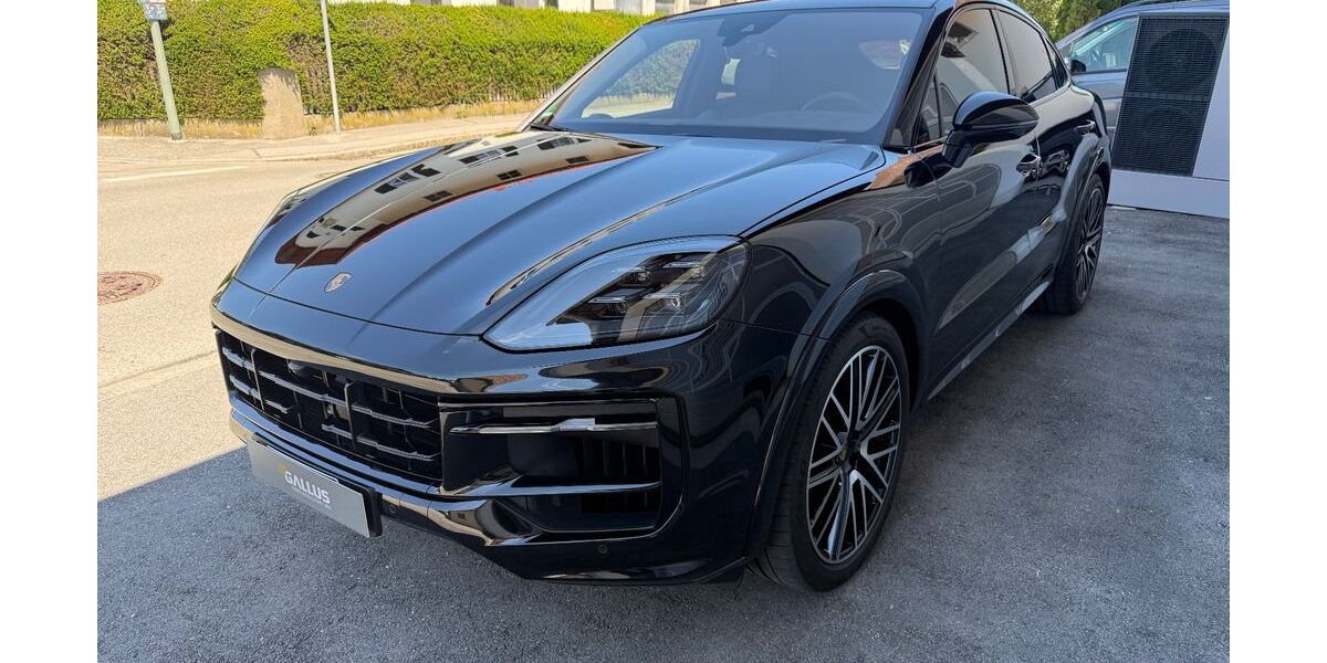 Porsche Cayenne 12.500 km 107.100 &euro; München 81827