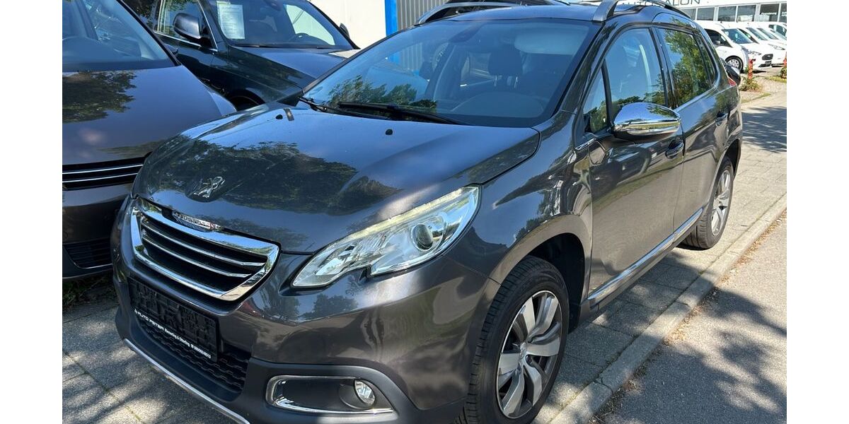 Peugeot 2008 75.643 km 6.999 &euro; München 81825