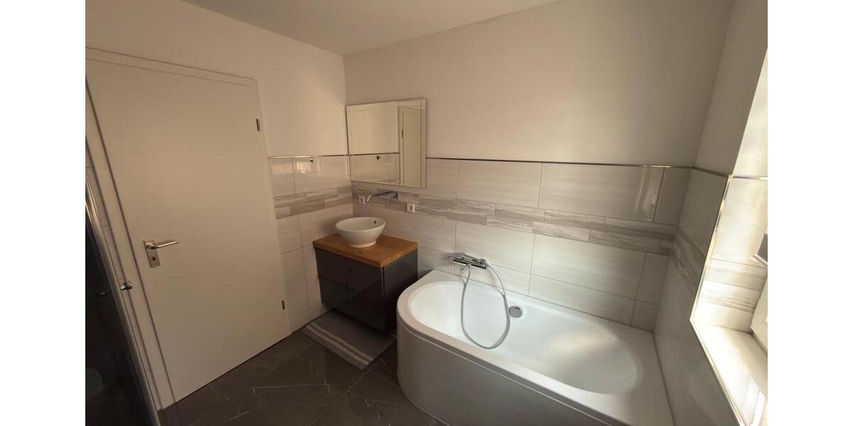 Doppelhaushälfte Duisburg Walsum - 4 Zimmer, 120 m&sup2;, 485.000&euro; | Angebot:26973247