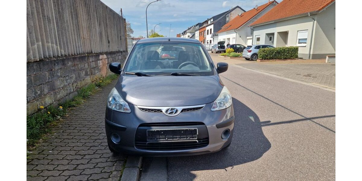 Hyundai i10 37.810 km 5.900 &euro; Saarlouis 66740