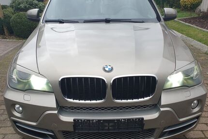 BMW X5 230.000 km 12.900 &euro; Zeven 27404