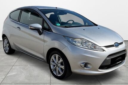 Ford Fiesta 118.000 km 4.999 &euro; Espelkamp 32339