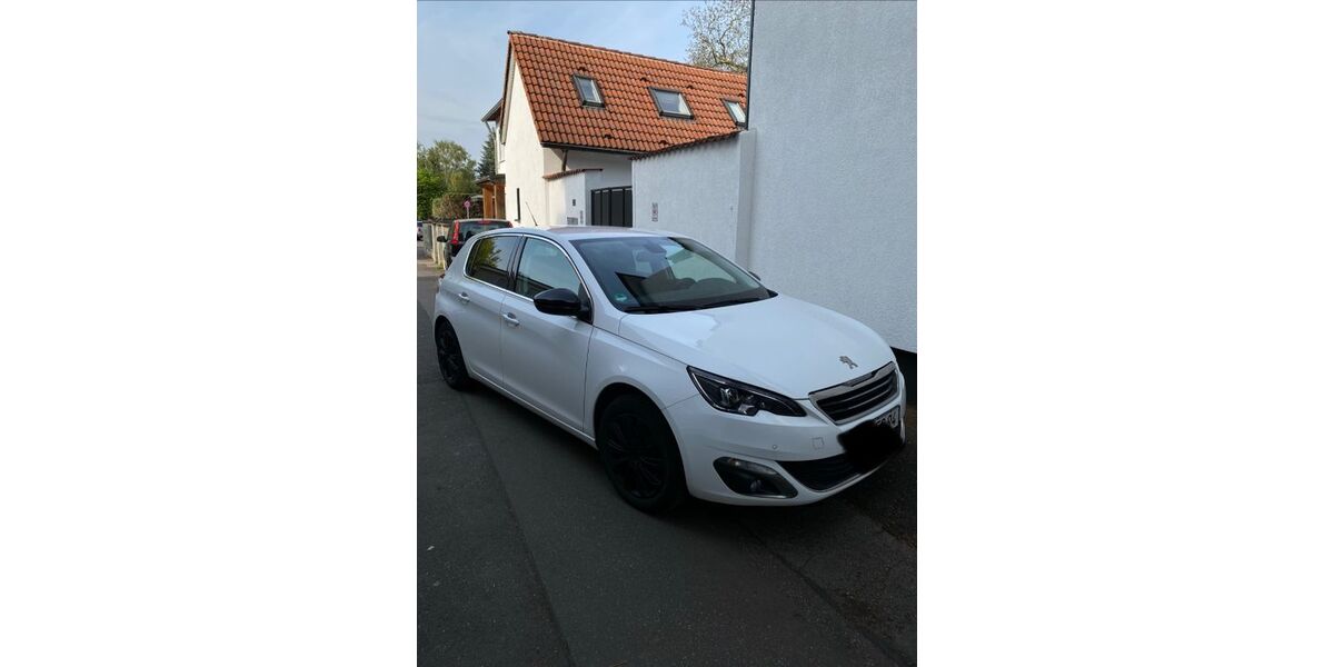 Peugeot 308 93.000 km 8.200 &euro; Köln 50859