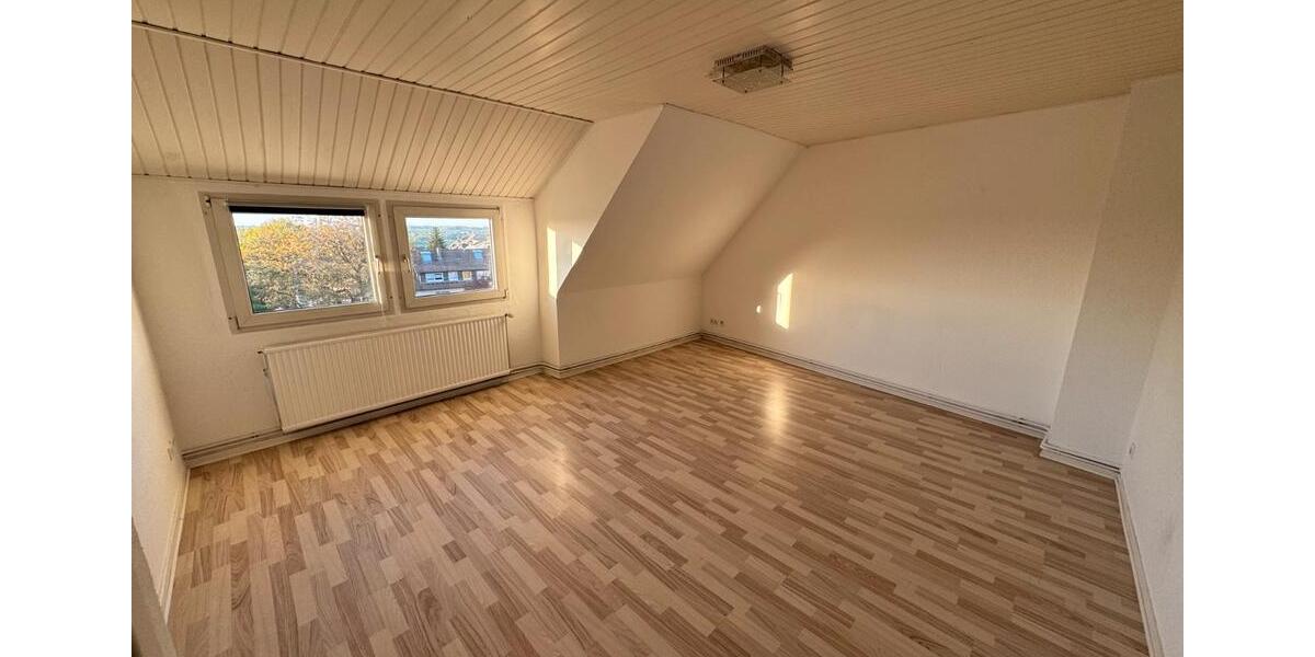 Dachgeschoßwohnung Remscheid Lüttringhausen - 2 Zimmer, 50 m&sup2;, 360&euro; | Angebot:26405952