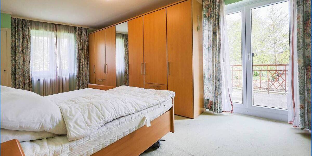 Einfamilienhaus Singen - 7 Zimmer, 240 m&sup2;, 695.000&euro; | Angebot:26364115