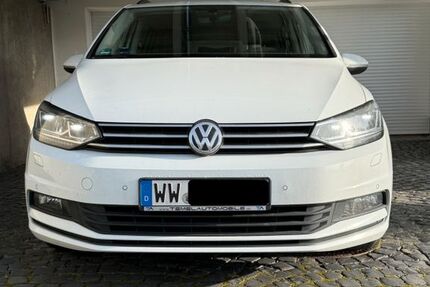 VW Touran 78.000 km 21.800 &euro; Höhr-Grenzhausen 56203