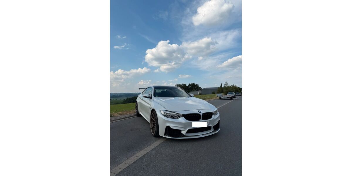 BMW M4 84.400 km 54.900 &euro; Lindlar 51789