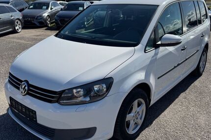VW Touran 187.000 km 5.990 € Heilbronn 74080