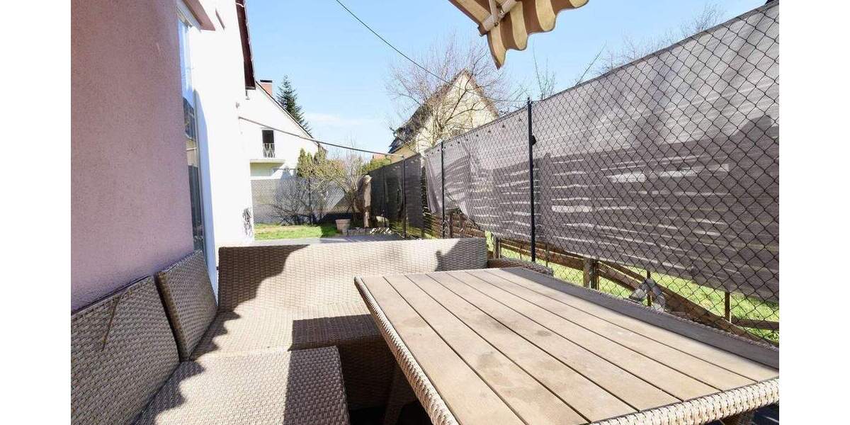 Modernes Zweifamilienhaus in ruhiger Lage von Kaiserslautern 6 zimmer