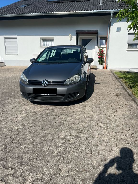 VW Golf 283.423 km 4.000 € Rangendingen 72414
