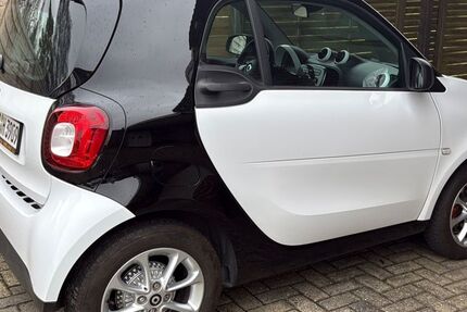 Smart ForTwo 45.820 km 9.900 &euro; Großefehn 26629