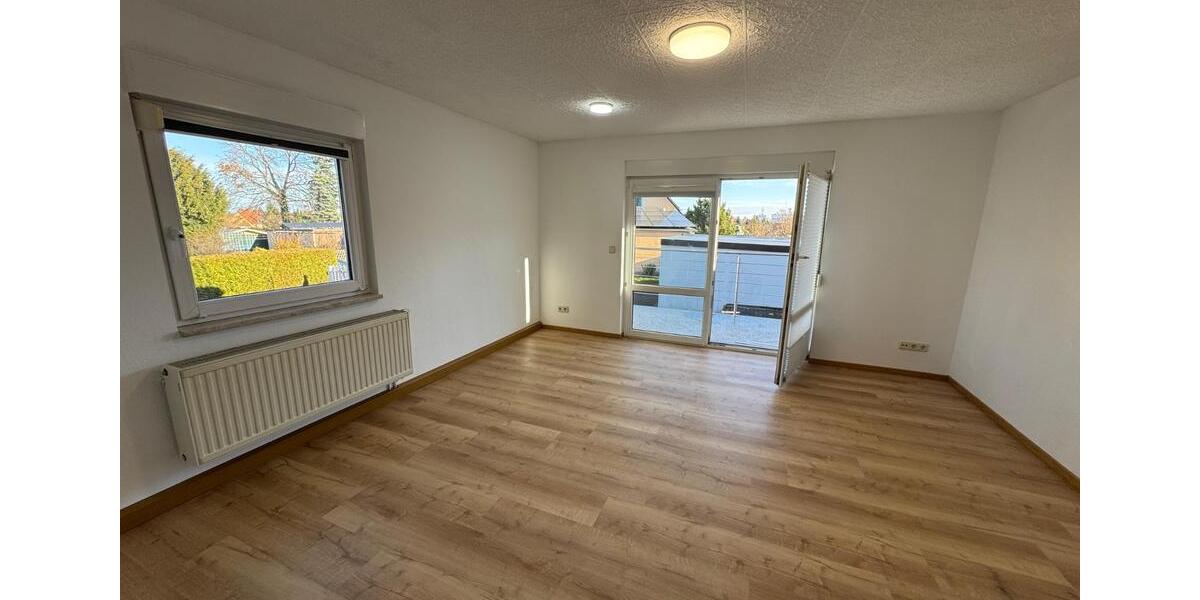 Doppel-Haus-Hälfte in 09599 Freiberg zu vermieten 5 zimmer