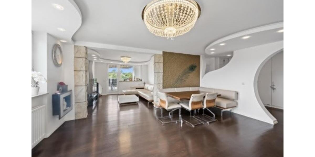 Penthouse mit Panorama: Exklusiver Blick über Reutlingen 4.5 zimmer