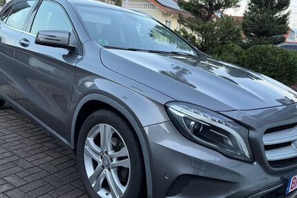 Mercedes-Benz GLA 180 262.000 km 8.700 &euro; Graben Neudorf 76676