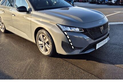 Peugeot 308 41.802 km 18.995 &euro; Wildau 15745