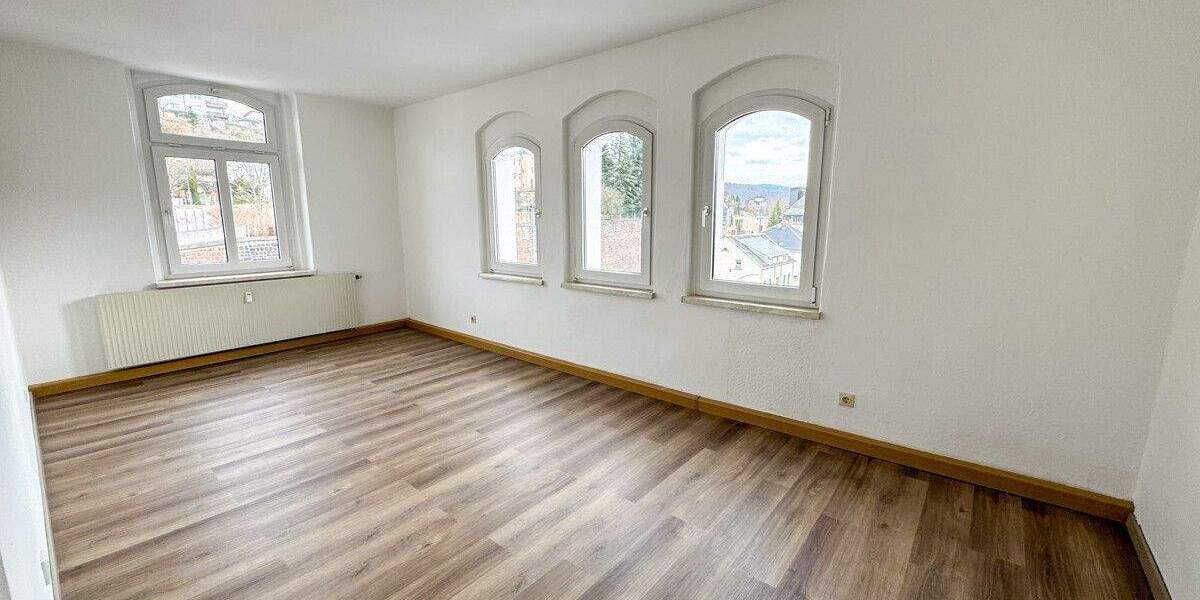 Etagenwohnung Aue Aue - 3 Zimmer, 91 m&sup2;, 499&euro; | Angebot:25567409