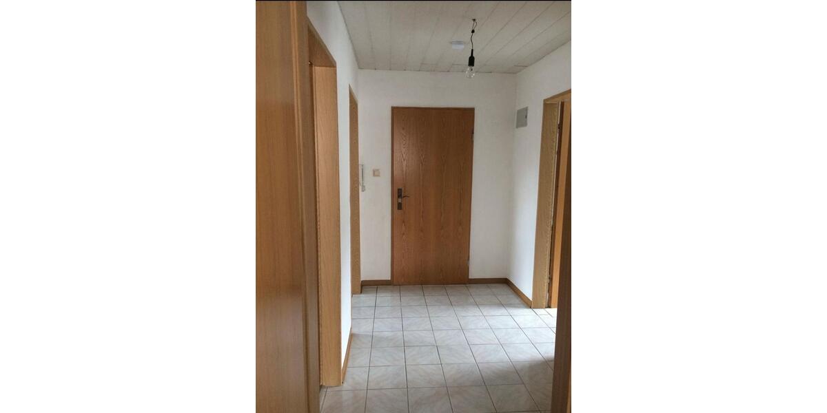 Dachgeschoßwohnung Wiesbaden Klarenthal - 4 Zimmer, 85 m&sup2;, 299.000&euro; | Angebot:25047580
