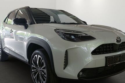 Toyota Yaris Cross 2.500 km 32.980 &euro; Hamburg 22399