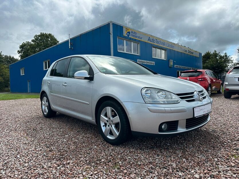 VW Golf 194.123 km 4.499 € Linden 25791