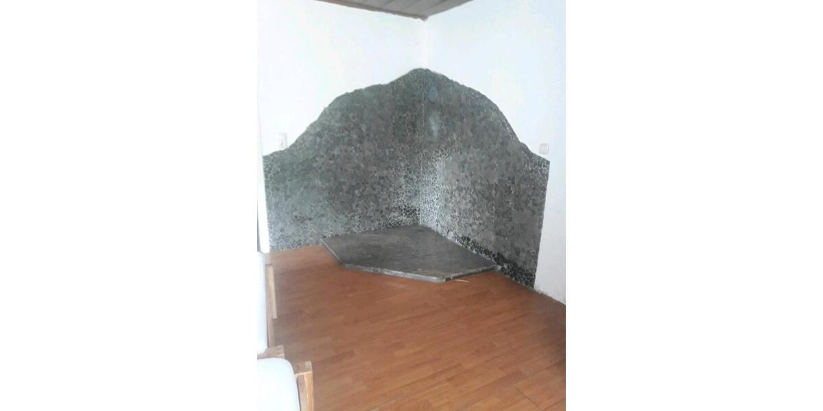 Einfamilienhaus Oberaurach - 7 Zimmer, 150 m&sup2;, 175.000&euro; | Angebot:26706119