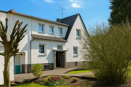 Haus Wiesbaden Schierstein - 4 Zimmer, 87 m&sup2;, 498.000&euro; | Angebot:27104287