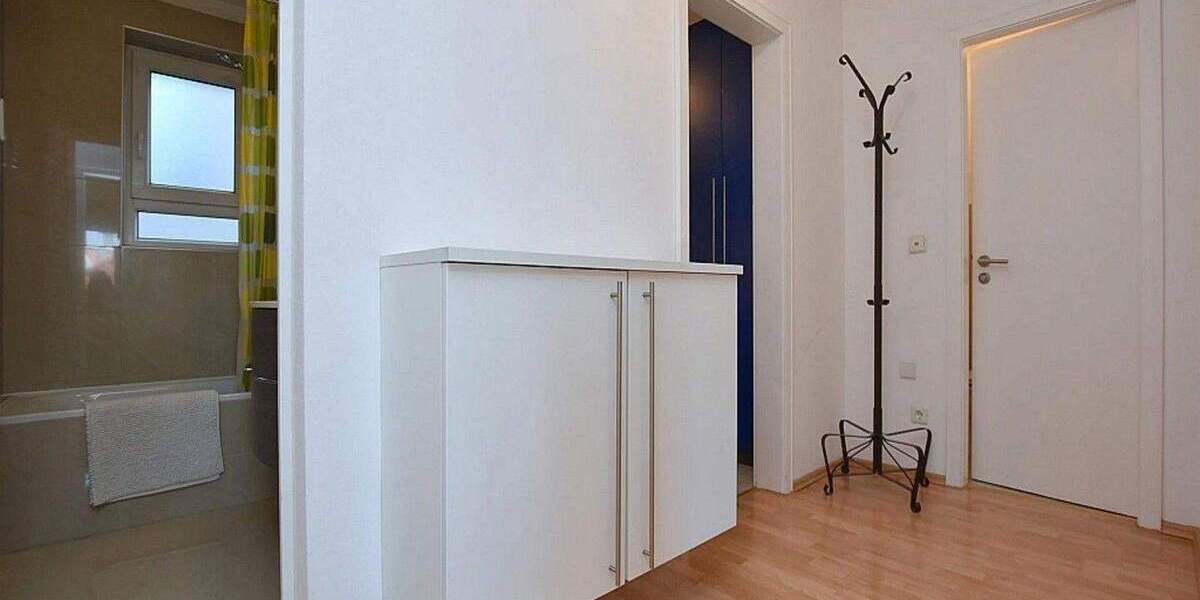 Etagenwohnung Stuttgart Mitte - 2 Zimmer, 54 m&sup2;, 970&euro; | Angebot:24972227