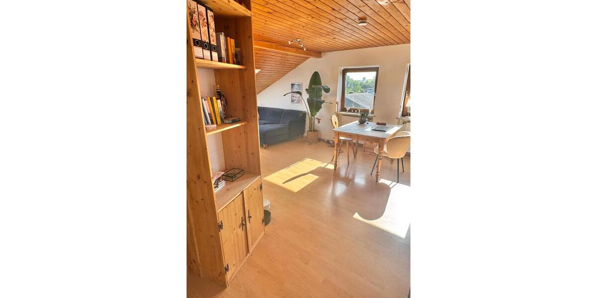 Dachgeschoßwohnung Dorfen - 1 Zimmer, 50 m&sup2;, 600&euro; | Angebot:26399586