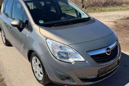 Opel Meriva 109.000 km 6.990 &euro; Kirchhundem 57399