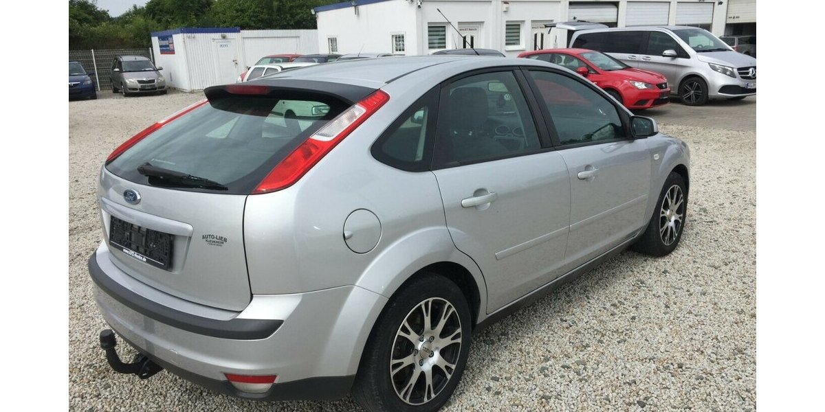 Ford Focus Klima, AHK.,Tüv Neu! 198.000 km 2.250 &euro; Himmelkron 95502