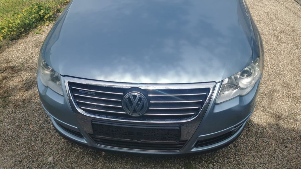 VW Passat 278.607 km 2.490 &euro; Osterhofen 94486
