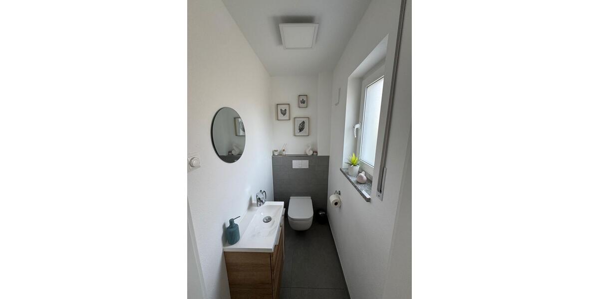 Reihenhaus Neutraubling - 5 Zimmer, 114 m&sup2;, 690.000&euro; | Angebot:27109009