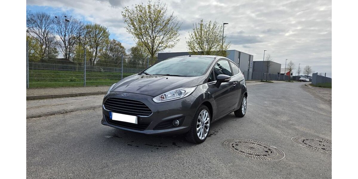 Ford Fiesta 64.800 km 7.900 &euro; Rommerskirchen 41569