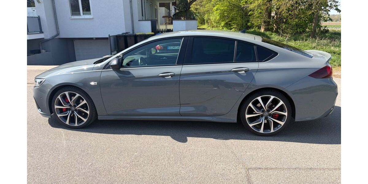 Opel Insignia 131.000 km 19.000 &euro; Büttelborn-Worfelden 64572