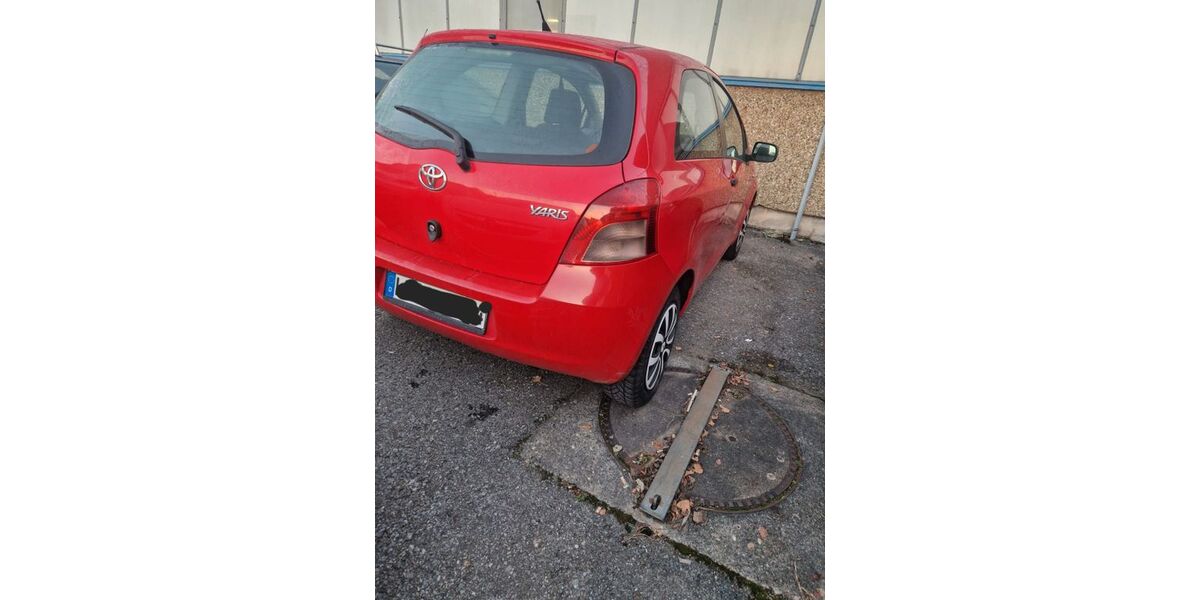 Toyota Yaris 158.137 km 2.000 &euro; Schwaikheim 71409