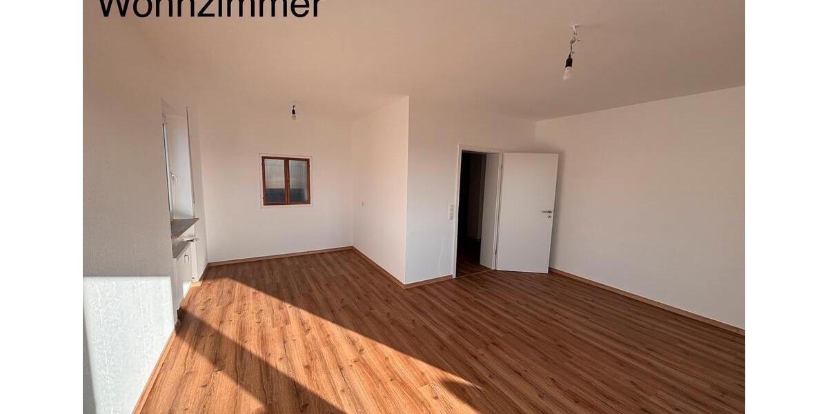 Etagenwohnung Ebern - 3 Zimmer, 85 m&sup2;, 880&euro; | Angebot:25271571