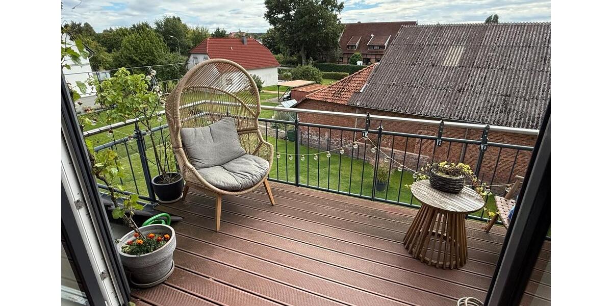 Provisionsfrei: Dachgeschosswohnung, Barrierefrei, Ausbaureserve 3 zimmer