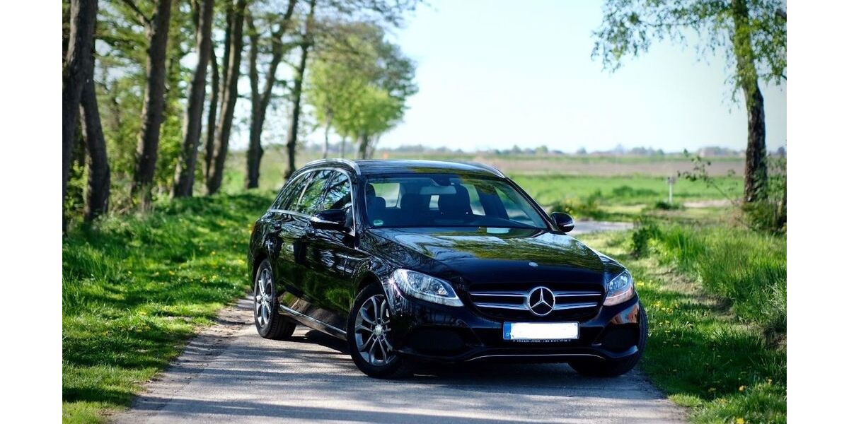 Mercedes-Benz C 200 212.305 km 11.200 &euro; Ihlow 26632