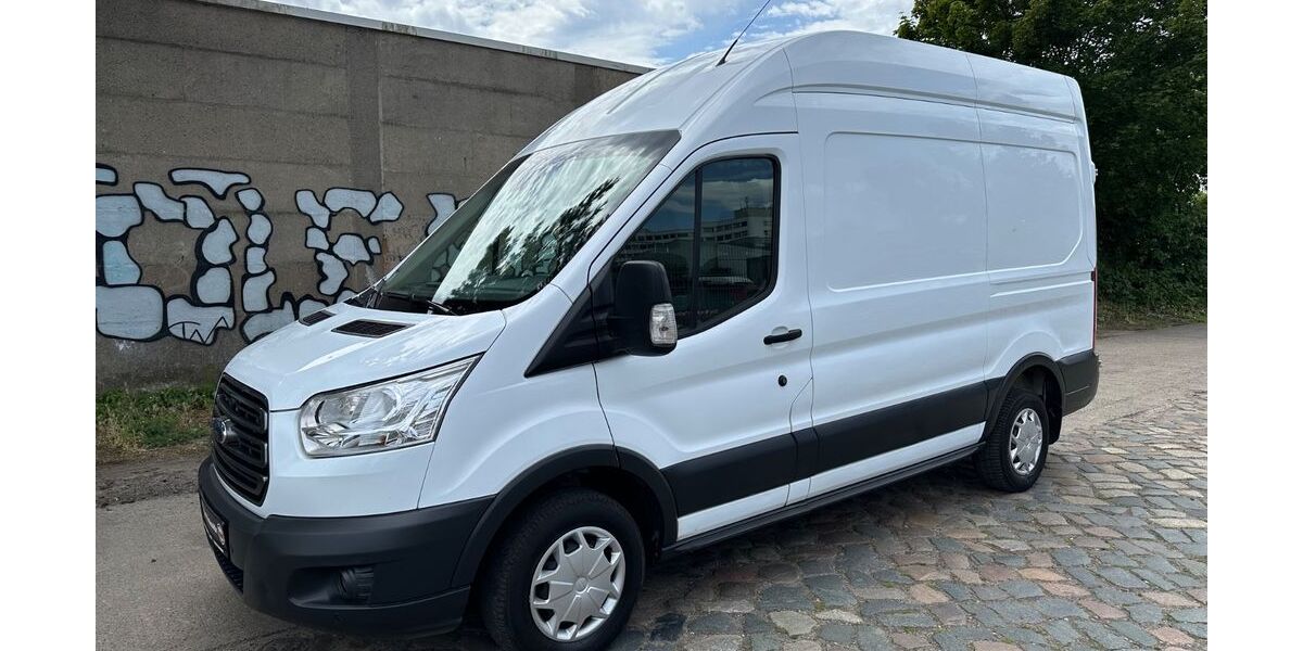 Ford Transit 136.090 km 12.490 &euro; Berlin OT Alt-Hohenschönhausen 13055