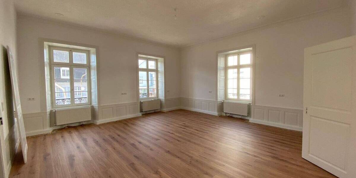 Etagenwohnung Grenzach-Wyhlen Grenzach - 4 Zimmer, 180 m&sup2;, 1.980&euro; | Angebot:26346883
